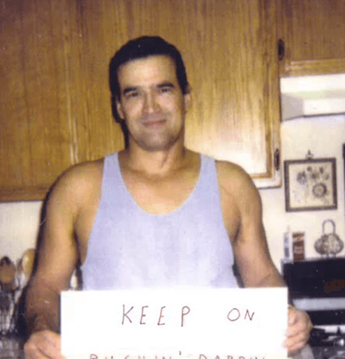 Charles Servizio e as 46.001 flexões em 24 horas: o recorde imbatível