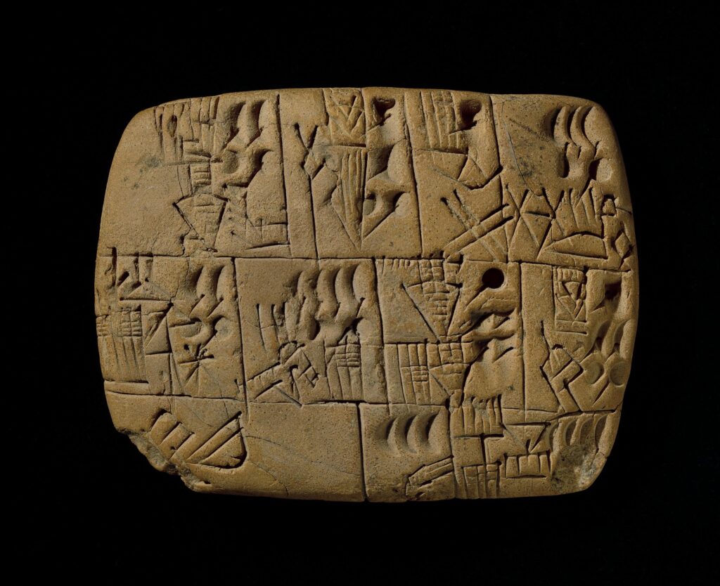 Tabuleta cuneiforme suméria - alfabetos mais antigos Tabuleta cuneiforme suméria - alfabetos mais antigos