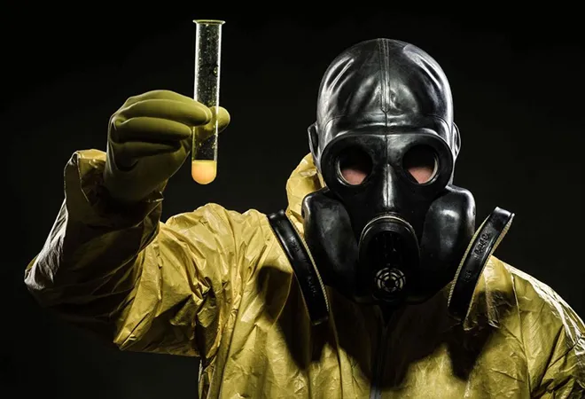 biowarfare-women Ilustração de um homem segurando uma arma biológica