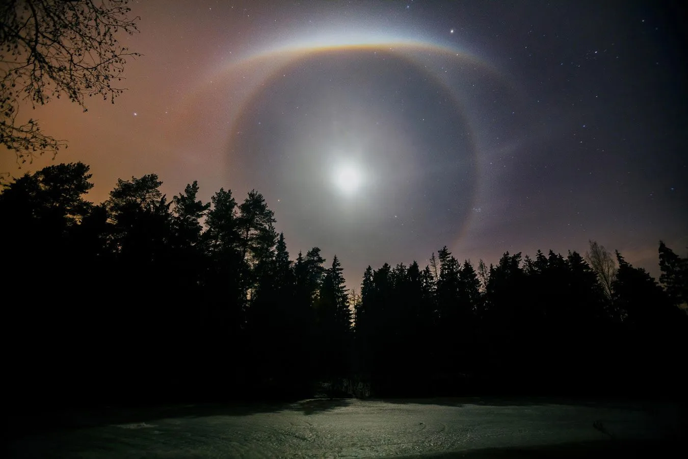 Halo solar e lunar: o espetáculo dos céus